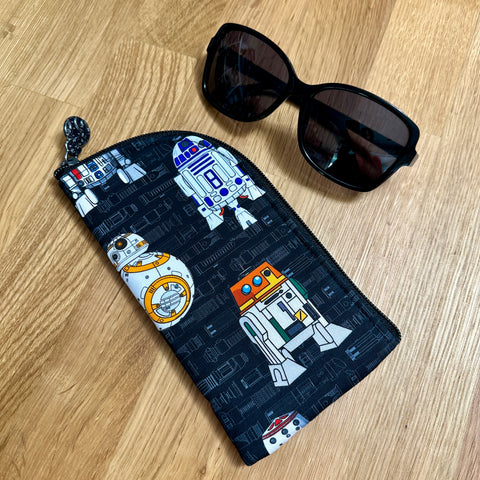 Droids - Sunglasses Case