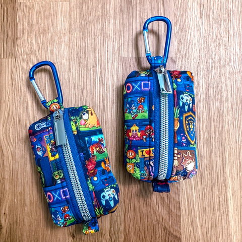 Geeky - Mini Boxy Bag Keychain