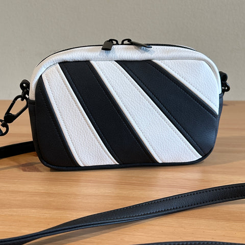B/W Non-fandom - Mini Crossbody
